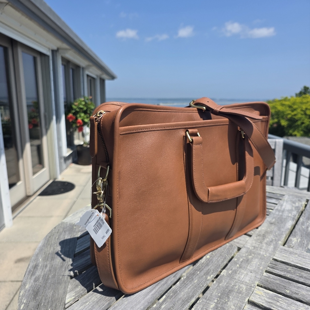 NEW, Coach Embassy Briefcase - Picture 8 of 15